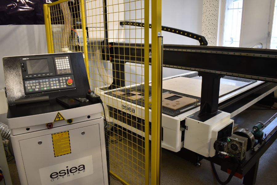 CNC 4+1 axes